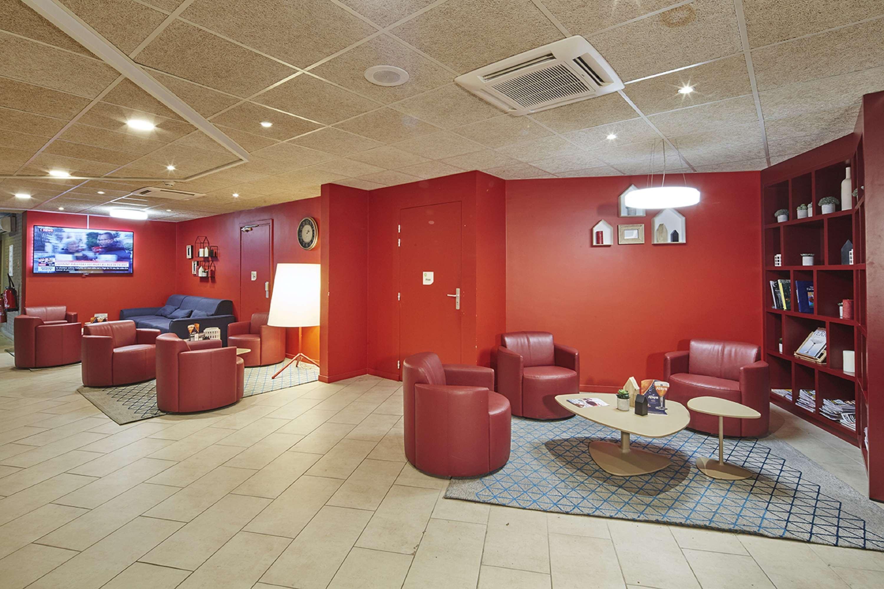Hotel Campanile Argenteuil Esterno foto